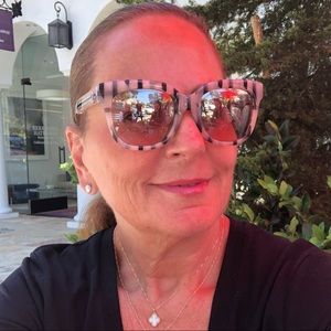 Meet your Posher, Aimee